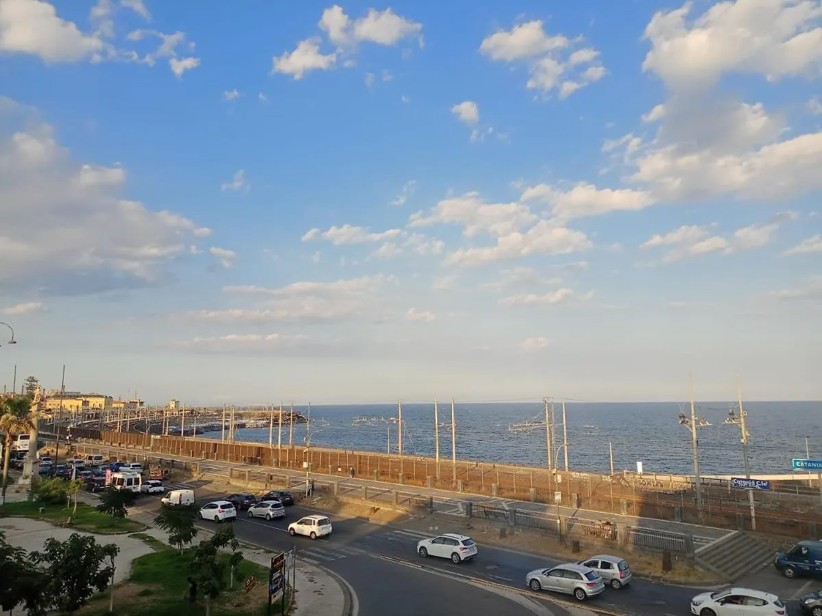 Seaview House Catania Apartment 0*,  Italy